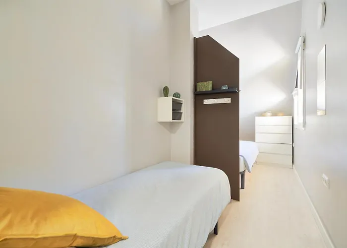 Perfect Location With Roof Terrace