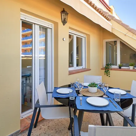 Beachfront With Large Roof Terrace & Sea Views * Fuengirola