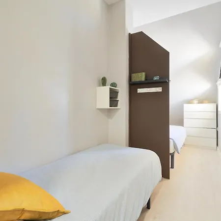 Perfect Location With Roof Terrace