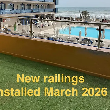 Apartment Beachfront With Large Roof Terrace & Sea Views Fuengirola