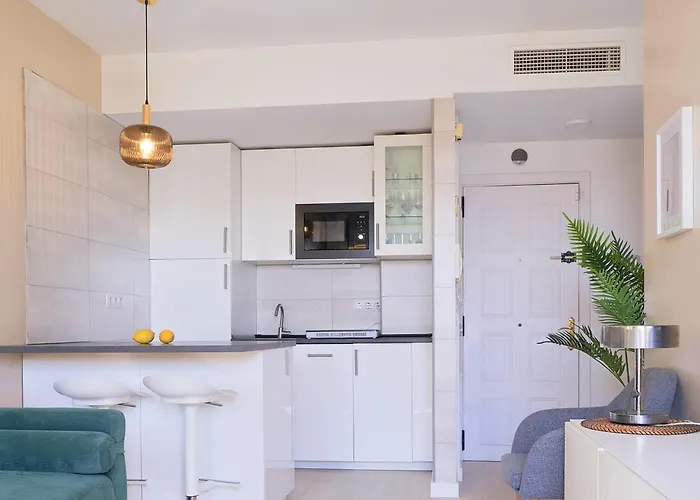 Апартаменты Perfect Location With Roof Terrace *